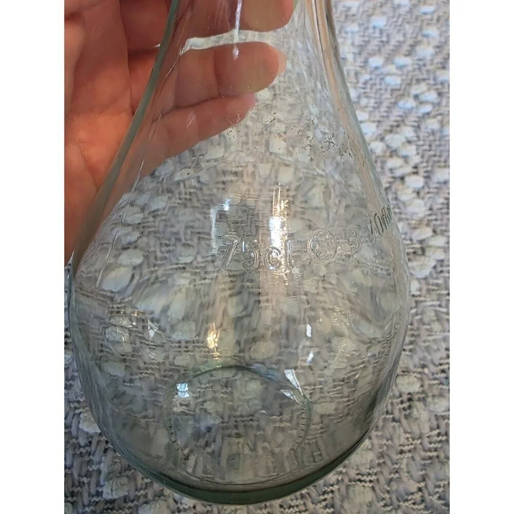 Vintage Clear Glass Bottle Vase 750 ml Embossed Decorative Carafe‎ E2